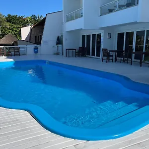 bombinhas-blue-suites.santa-catarina-brasil.com/